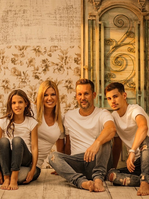 LyW - foto 1